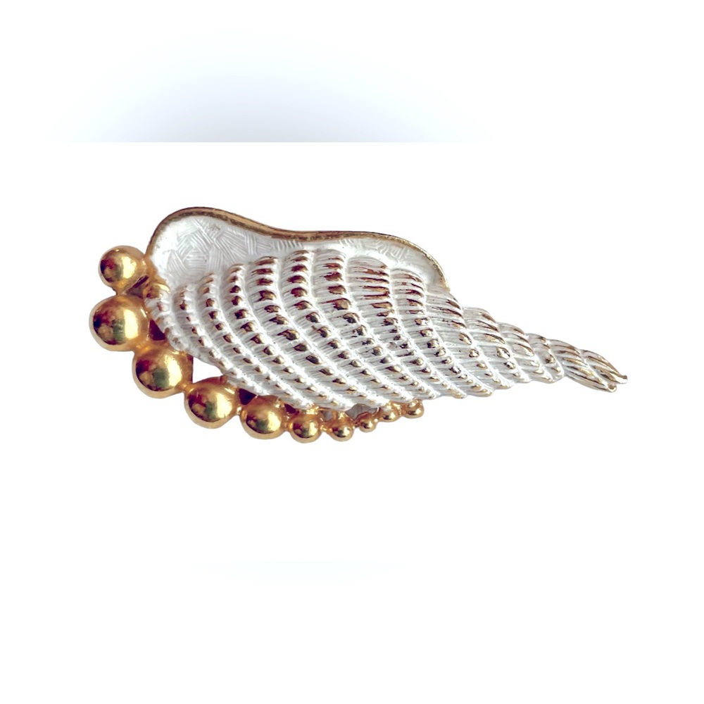 Signed Vintage Sarah Coventry Seashell Bubbles Brooch